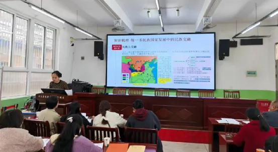 这场中考备考会干货满满!全县骨干历史教师齐聚蕲春实验中学,共研复习新路径 第4张