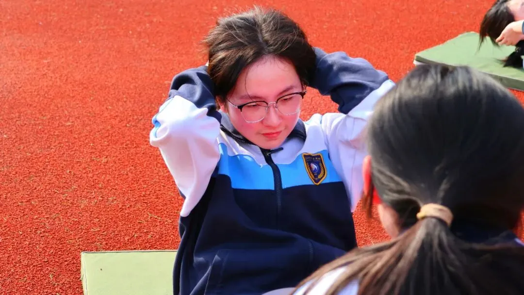 华杰学子今日“亮剑”!这场模拟考,让他们心里更有底了 第22张