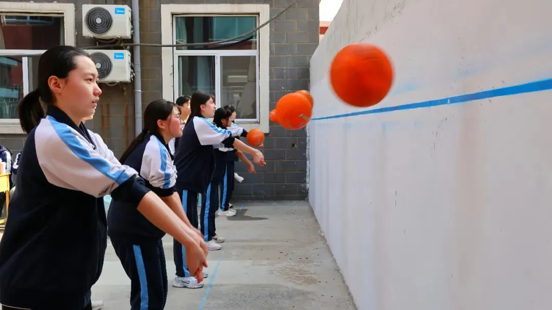 华杰学子今日“亮剑”!这场模拟考,让他们心里更有底了 第25张