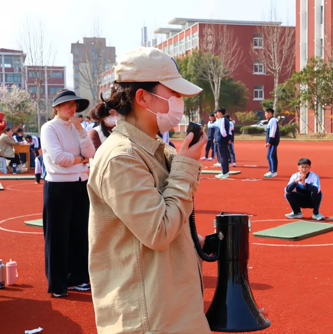 华杰学子今日“亮剑”!这场模拟考,让他们心里更有底了 第31张
