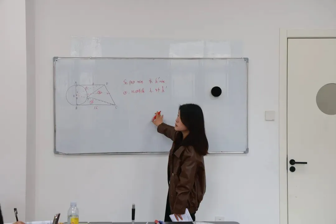 文卓·纪实 | 2026年春学期中考数学压轴题题型分析与教学进阶培训圆满结束 第41张 文卓·纪实 | 2026年春学期中考数学压轴题题型分析与教学进阶培训圆满结束 第41张