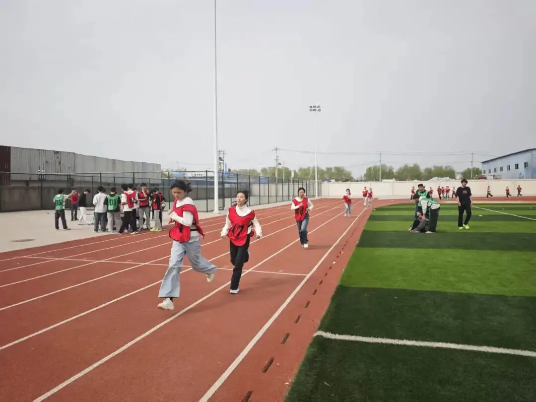 临泉六中举行九年级第三次体育模拟考试 第6张