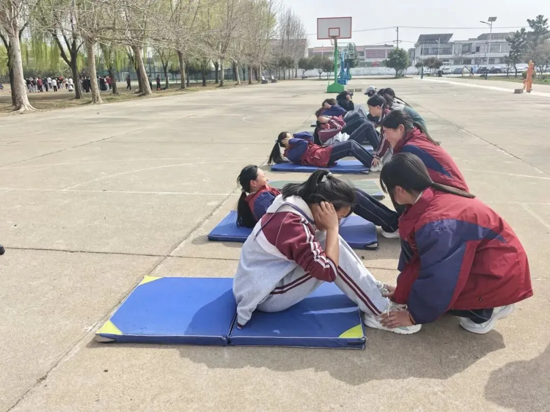 【三名工程·体育强校】砺剑中考强体魄,奋勇拼搏展锋芒 —— 我校九年级体育模拟测试圆满举行 第17张