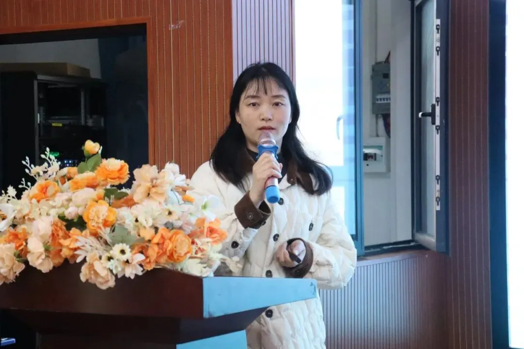 精研备考聚合力 智赢中考启新程 ——2026年长沙县初中信息科技学科复习研讨会在我校举行 第27张