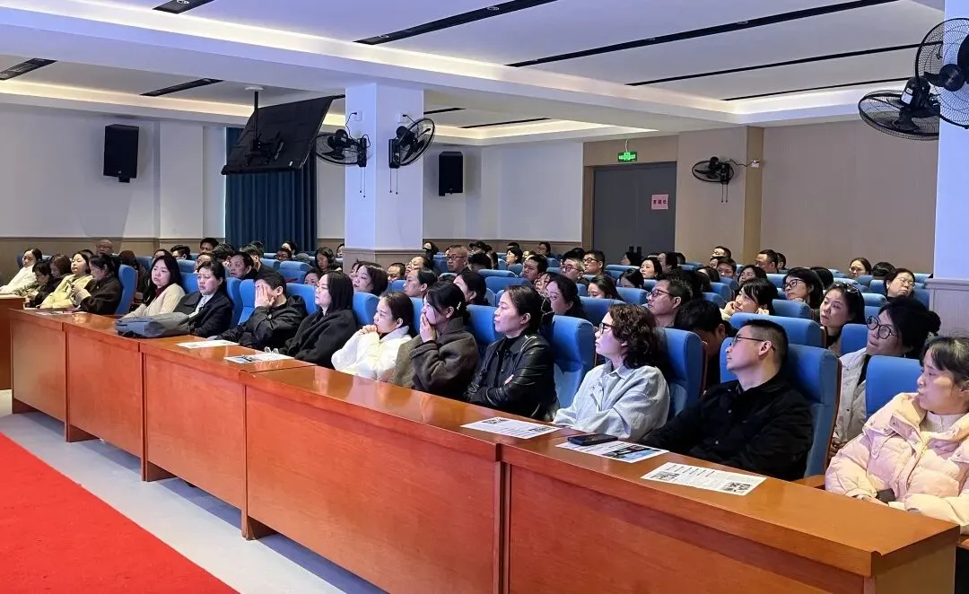 家校携手,护航中考——黄红蓝美育2026美术专业生统考讲解会回顾 第3张