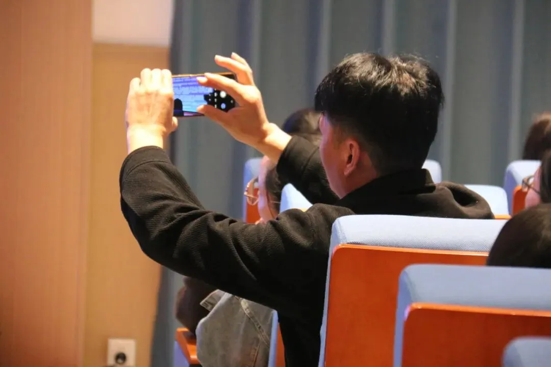 家校携手,护航中考——黄红蓝美育2026美术专业生统考讲解会回顾 第22张