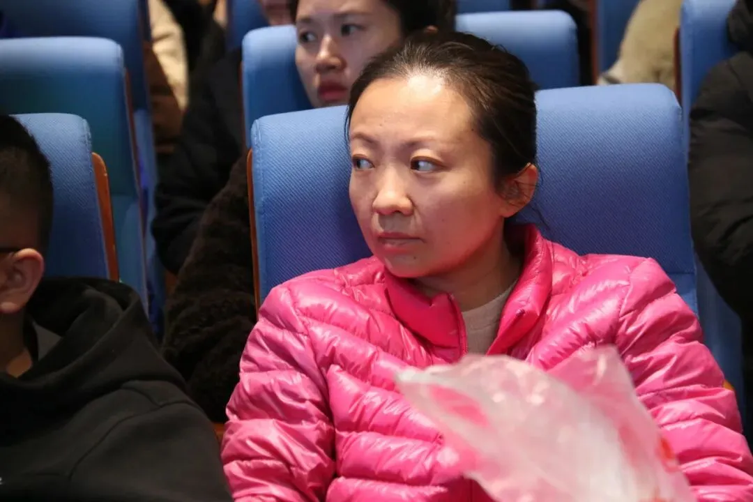 家校携手,护航中考——黄红蓝美育2026美术专业生统考讲解会回顾 第36张