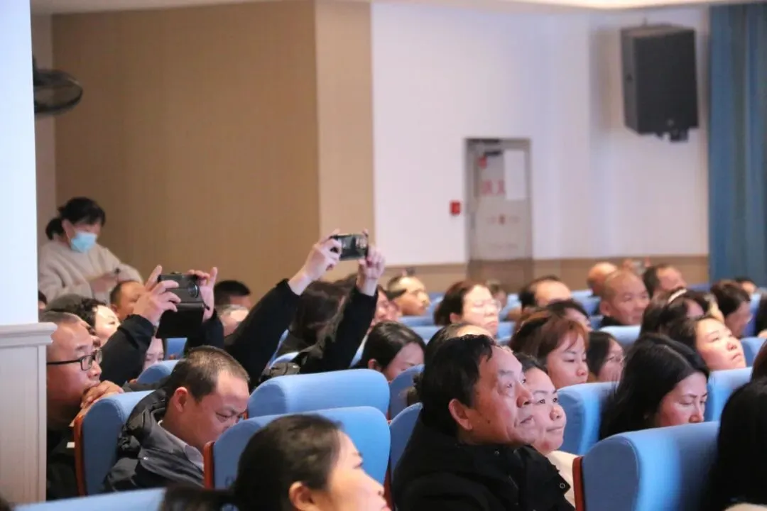 家校携手,护航中考——黄红蓝美育2026美术专业生统考讲解会回顾 第38张