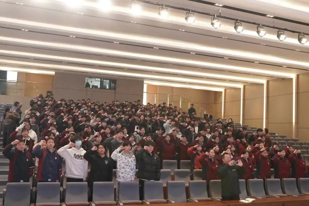 逐光前行 筑梦中考 —— 我校隆重举行 2026 届中考助力活动 第47张