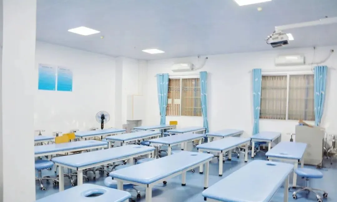 中考后想在广州读宠物专业,选择这所学校——广州涉外经济职业技术学院中职部 第17张 中考后想在广州读宠物专业,选择这所学校——广州涉外经济职业技术学院中职部 第17张