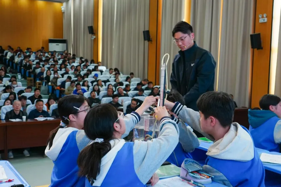 聚焦中考 徐州市初中物理“三新四行动” 暨中考复习培训会在三十二中学圆满举行 第5张