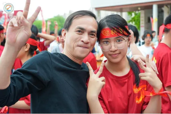 山品教育║百日砺剑,逐梦中考! ——我校2026届初三中考百日誓师大会燃情举行 第50张 山品教育║百日砺剑,逐梦中考! ——我校2026届初三中考百日誓师大会燃情举行 第50张