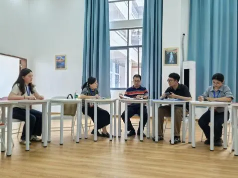 春日视导促深耕 专业引领助中考——茂南区教师发展中心视导组与茂名市第七中学团队到我校进行备考视导工作 第47张 春日视导促深耕 专业引领助中考——茂南区教师发展中心视导组与茂名市第七中学团队到我校进行备考视导工作 第47张