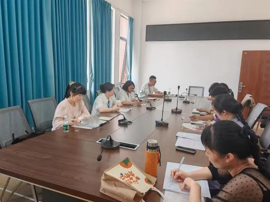 春日视导促深耕 专业引领助中考——茂南区教师发展中心视导组与茂名市第七中学团队到我校进行备考视导工作 第52张 春日视导促深耕 专业引领助中考——茂南区教师发展中心视导组与茂名市第七中学团队到我校进行备考视导工作 第52张