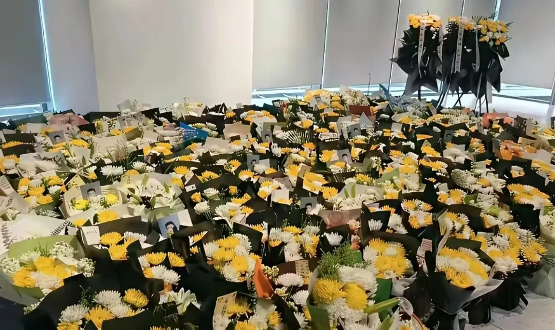 爆哭!张雪峰女儿千字告别火了:比满分试卷更珍贵的,是这份体面 第4张 爆哭!张雪峰女儿千字告别火了:比满分试卷更珍贵的,是这份体面 第4张