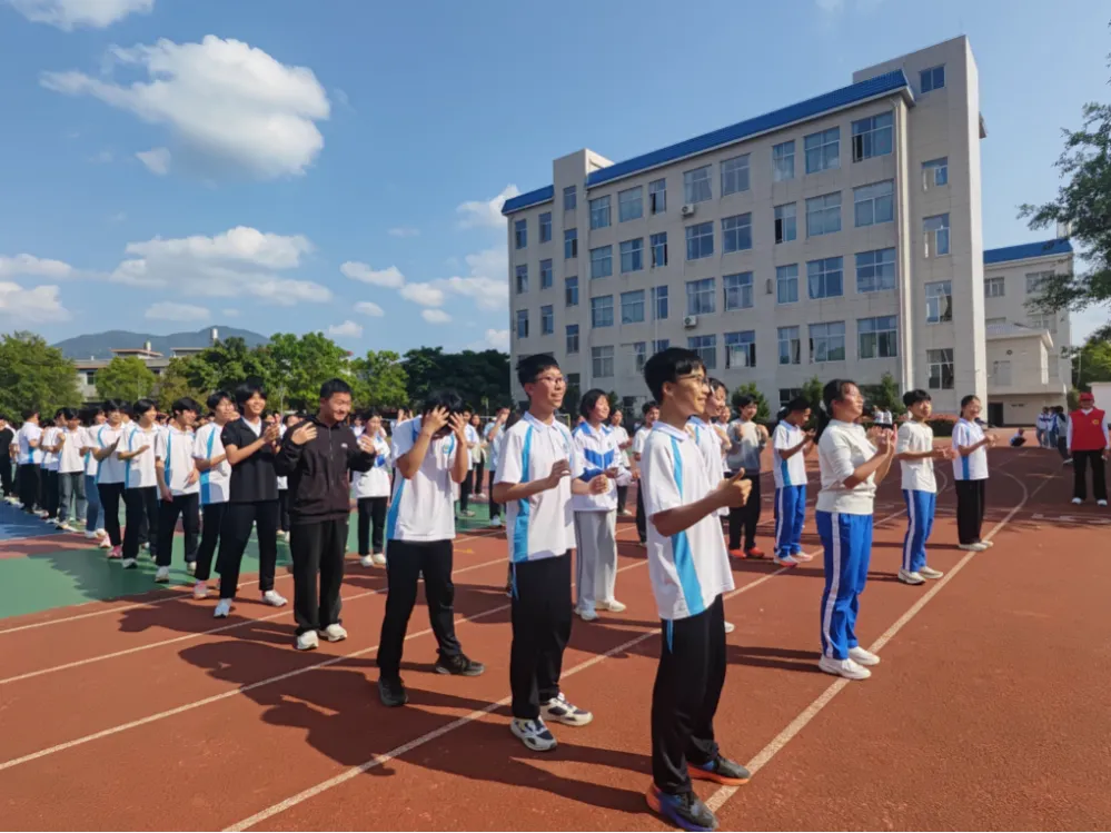 【活动】科学减压助力中考,筑梦前行蓄力新程!武平县教师进修学校附属学校心理拓展训练活动纪实 第10张