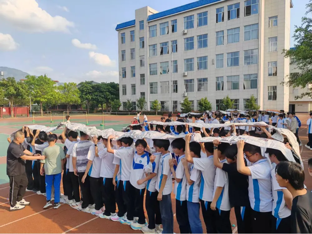 【活动】科学减压助力中考,筑梦前行蓄力新程!武平县教师进修学校附属学校心理拓展训练活动纪实 第13张