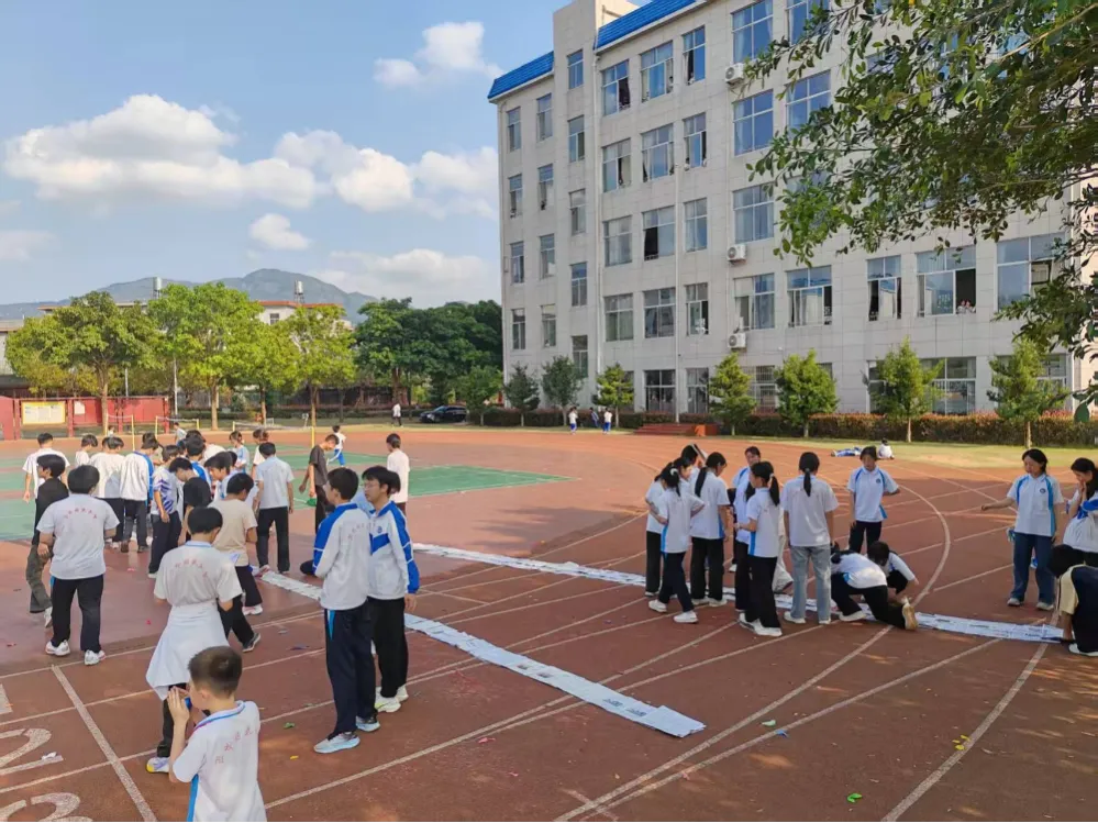 【活动】科学减压助力中考,筑梦前行蓄力新程!武平县教师进修学校附属学校心理拓展训练活动纪实 第15张