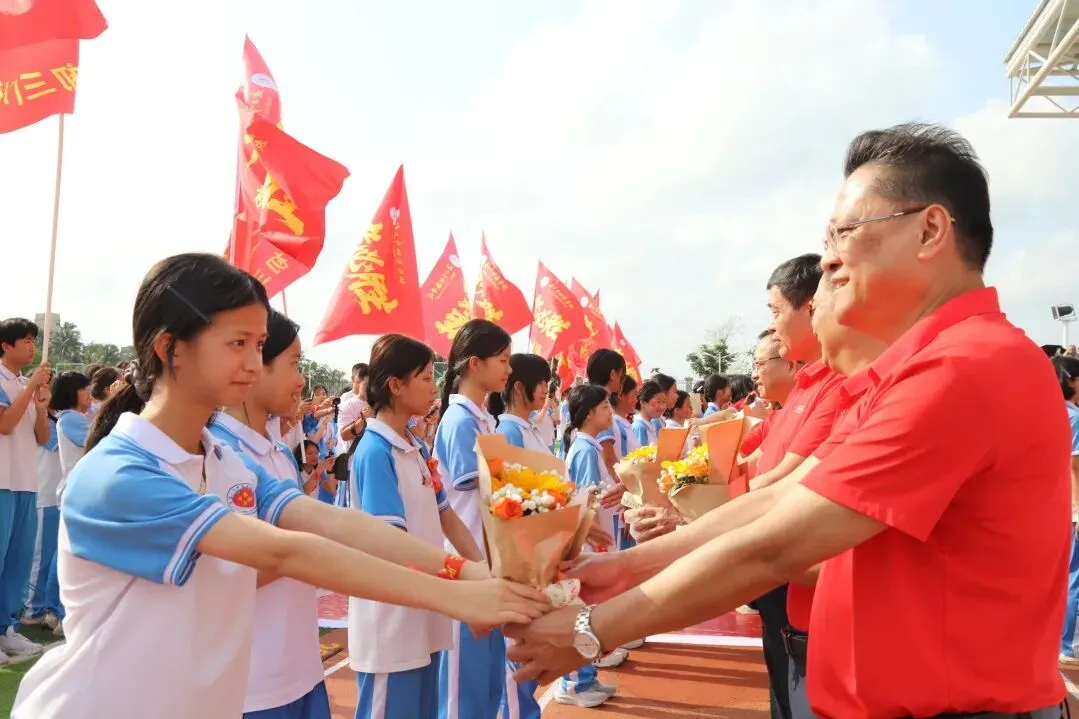 好学力行战中考 汇智成海铸荣光——海口市椰海学校2026年中考冲刺誓师大会 第105张