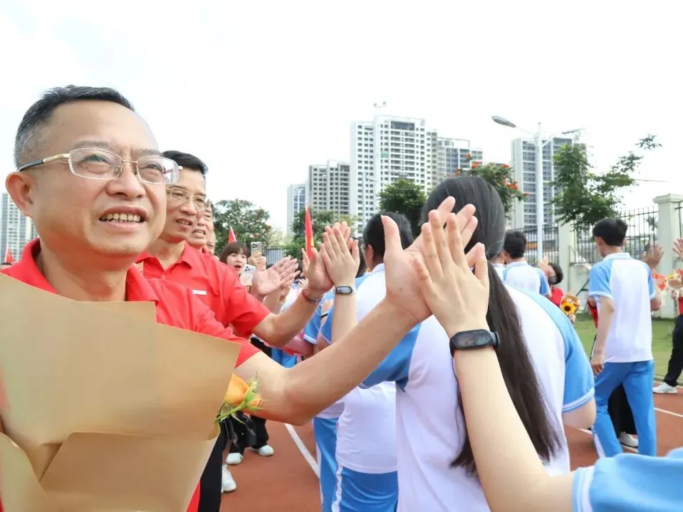 好学力行战中考 汇智成海铸荣光——海口市椰海学校2026年中考冲刺誓师大会 第140张