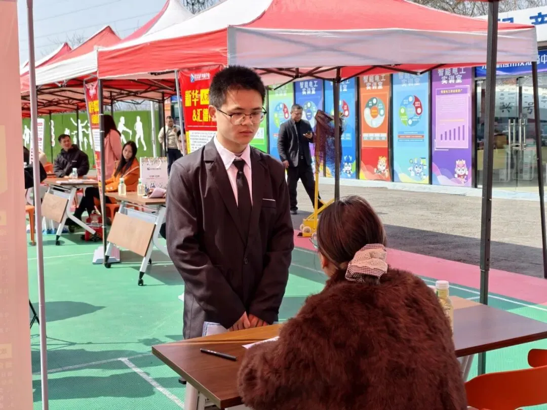 中考分流不用慌!武汉新华 330 校园咨询专场,为孩子指明出路! 第15张