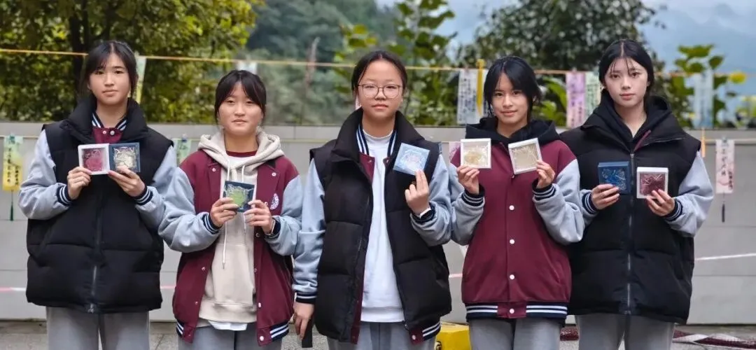 六盘水市教育科学研究院2026年中考道德与法治学科备考巡回培训(六盘水市知见外国语学校站) 第37张 六盘水市教育科学研究院2026年中考道德与法治学科备考巡回培训(六盘水市知见外国语学校站) 第37张