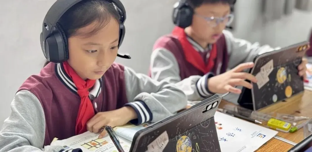 六盘水市教育科学研究院2026年中考道德与法治学科备考巡回培训(六盘水市知见外国语学校站) 第38张 六盘水市教育科学研究院2026年中考道德与法治学科备考巡回培训(六盘水市知见外国语学校站) 第38张