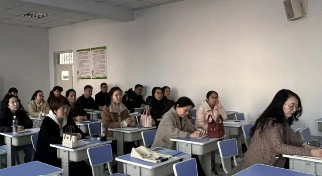 精准施策备中考 专家引领促提升—— 泊头市2026年中考备考培训会圆满落幕 第7张