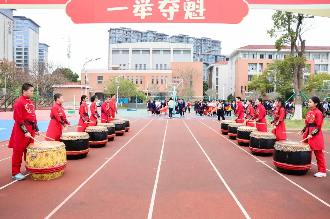 凝心砺壮志 笃行战中考——我校隆重举行2026届中考动员大会 第12张