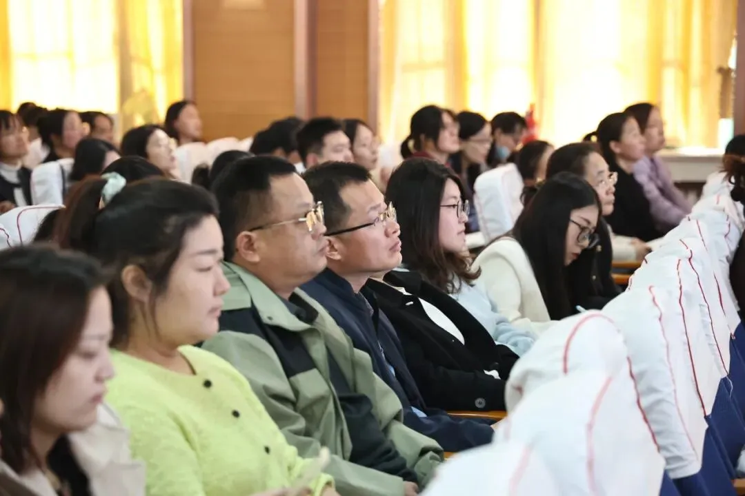 聊城市英语中考学术研讨会在聊城东方中学成功举办 第11张