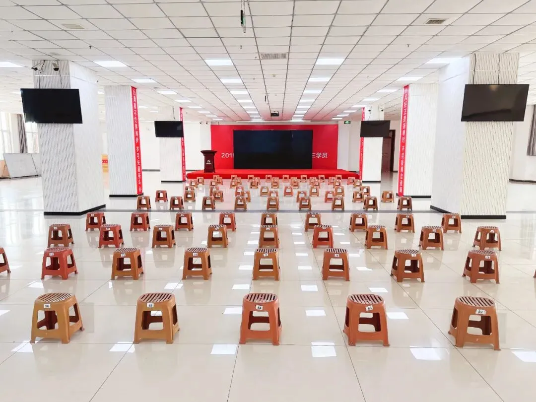 正式开考丨2026年唐山市美术中考首场模拟考试 第3张 正式开考丨2026年唐山市美术中考首场模拟考试 第3张