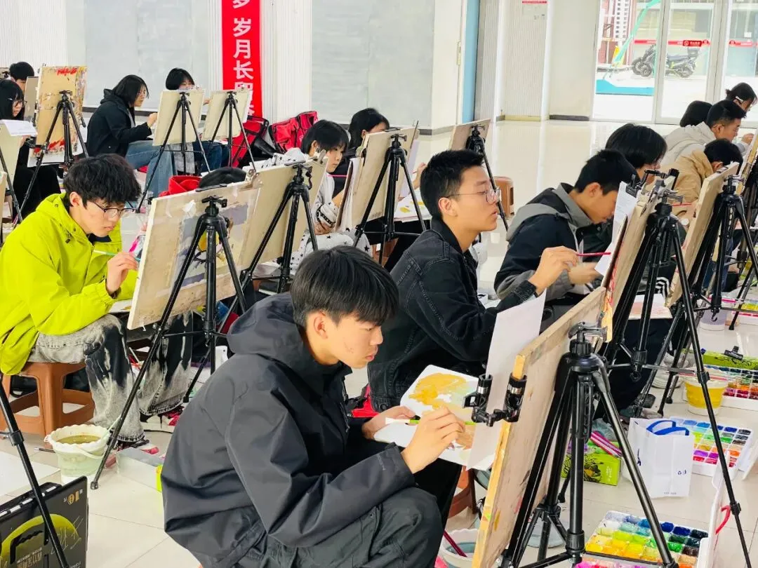 正式开考丨2026年唐山市美术中考首场模拟考试 第43张 正式开考丨2026年唐山市美术中考首场模拟考试 第43张