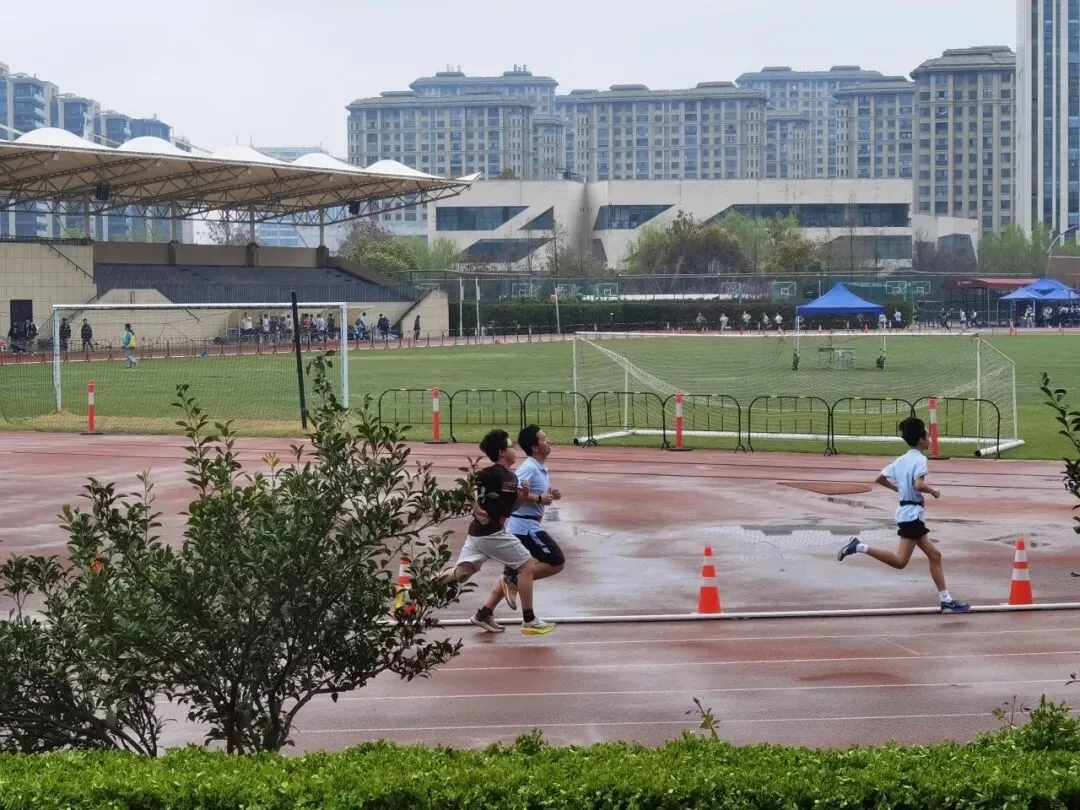 心怀暖阳,循梦而行|公益中学2026届中考动员大会圆满举行 第11张