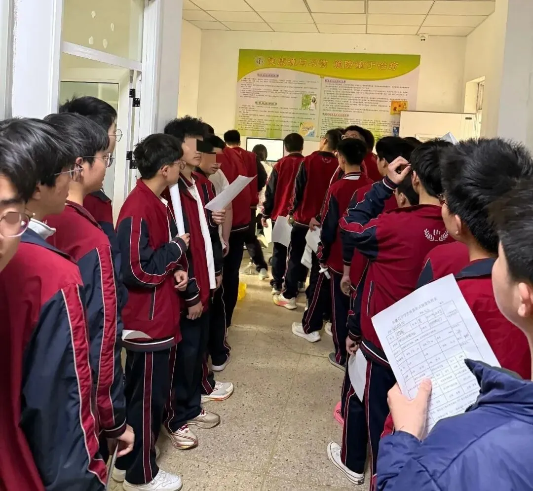 临泉华源医院抽调骨干力量 助力临化中学中考体检工作圆满开展 第3张