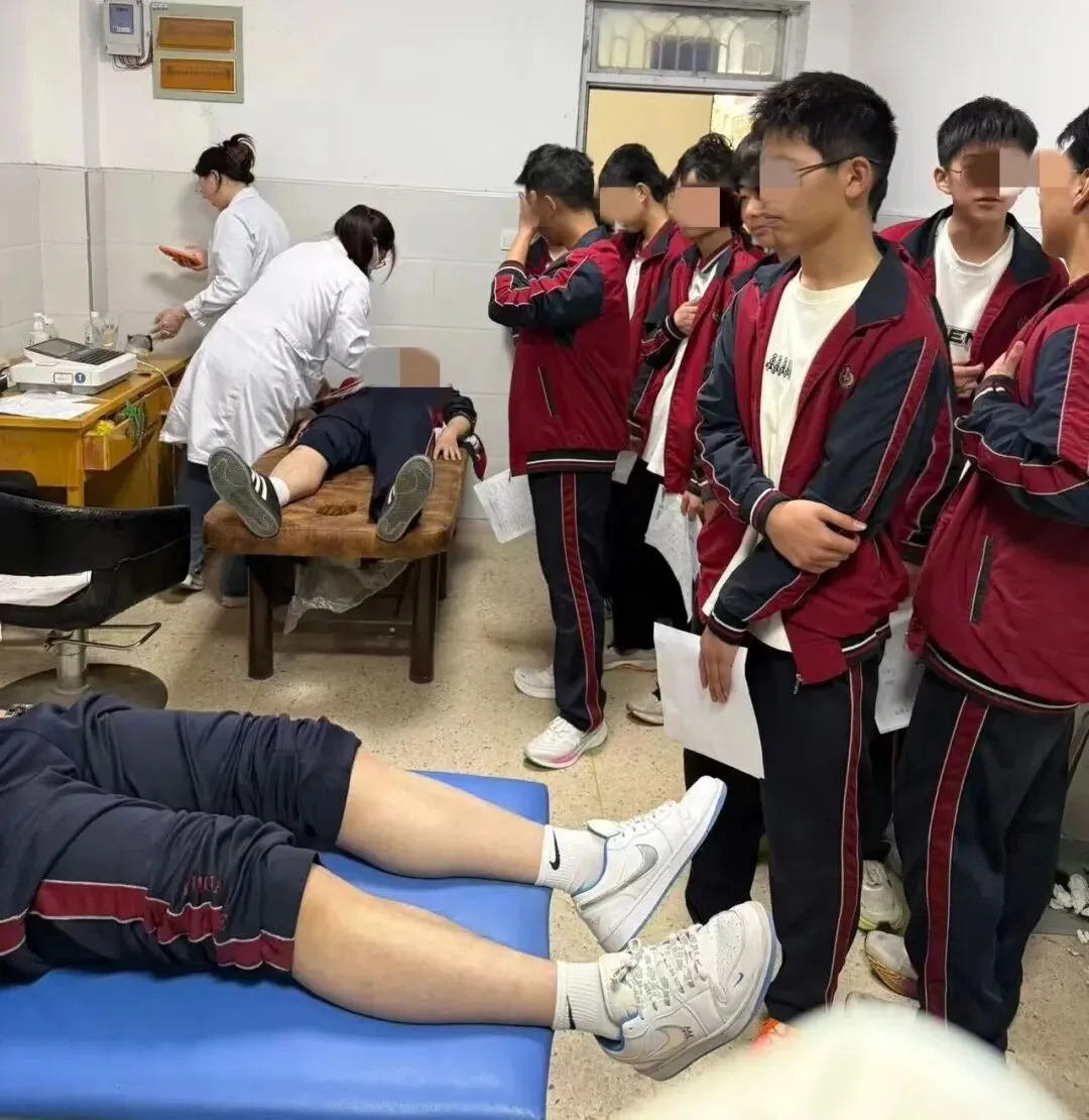 临泉华源医院抽调骨干力量 助力临化中学中考体检工作圆满开展 第6张