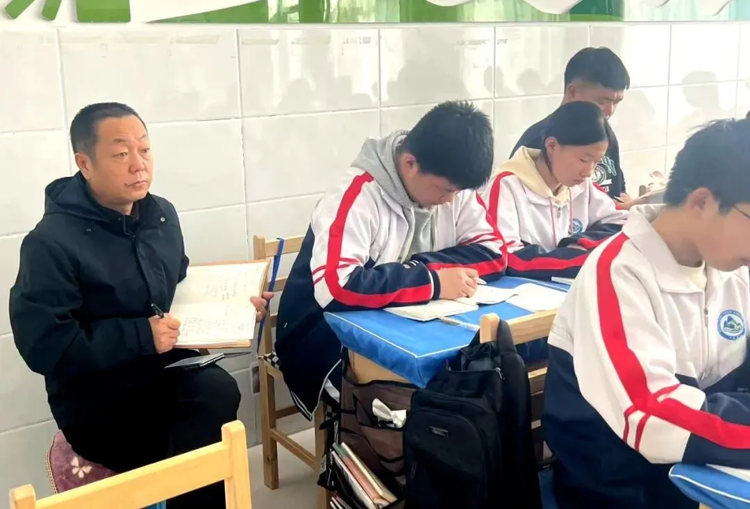 一周微播报|关键词:中考备考、基地校调研、名师工作坊、课题研究...... 第11张