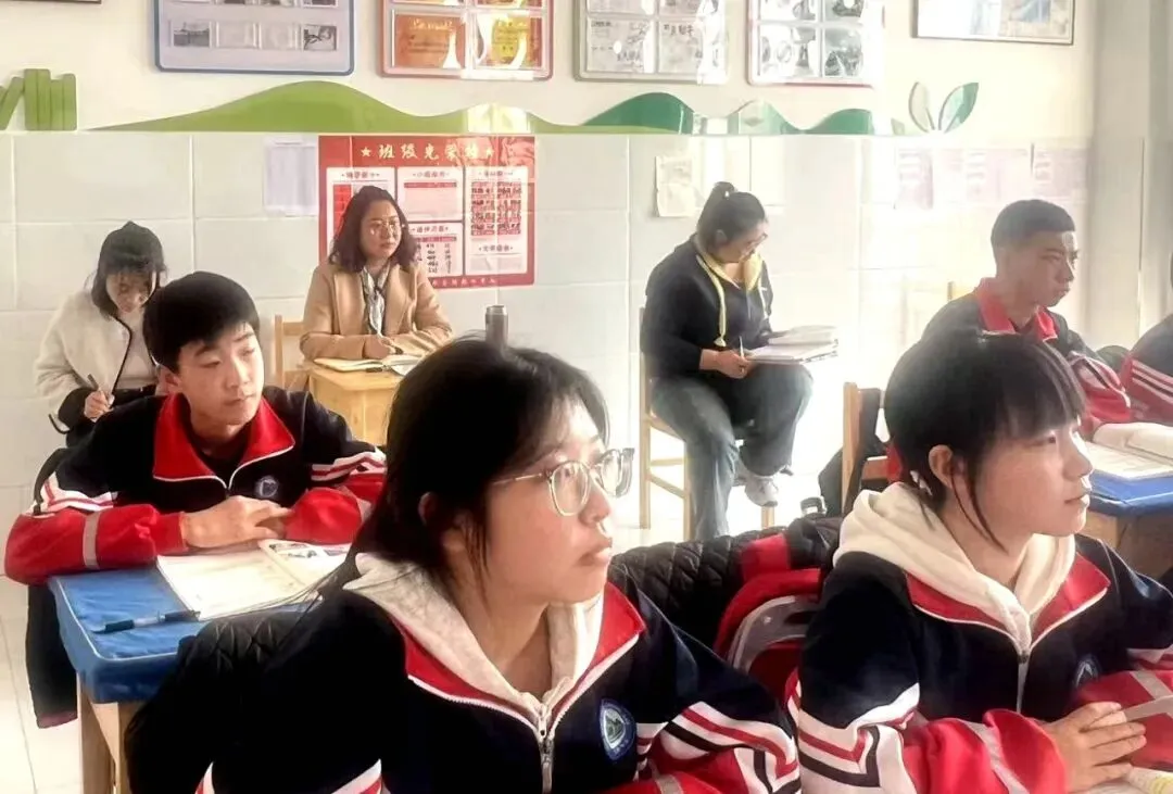 一周微播报|关键词:中考备考、基地校调研、名师工作坊、课题研究...... 第16张