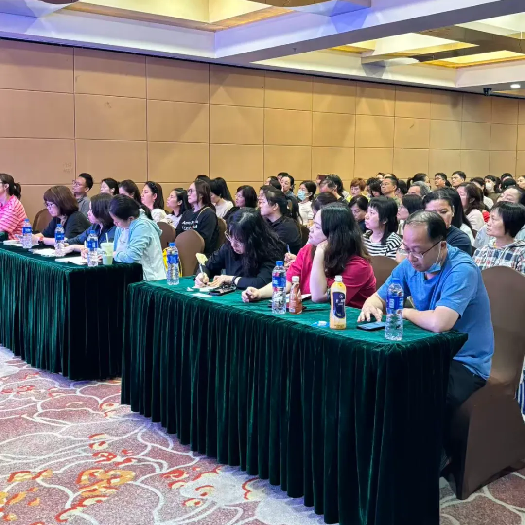 中考志愿填报讲座爆火!涂老师独门秘籍:中等生想跨梯冲名校,全托班才是提分关键! 第14张