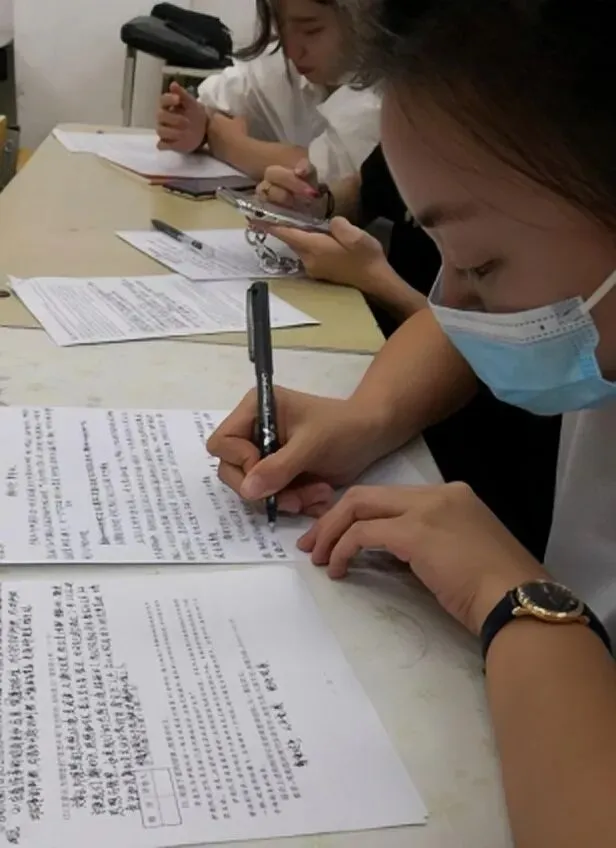 师范技能||美术学院2019级师范生教资模拟考试 第11张 师范技能||美术学院2019级师范生教资模拟考试 第11张