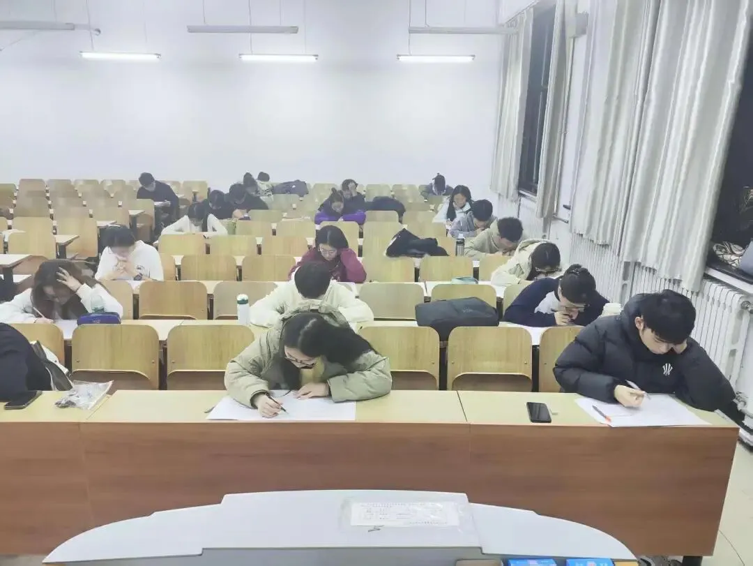 【资环学生会】“勤耕英语积跬步,四六模考蓄力量”——四院联合四六级圆满结束 第7张