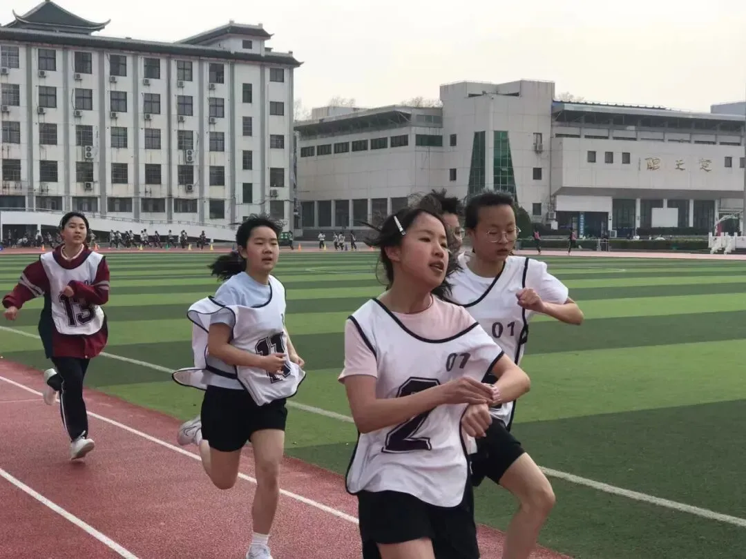 【冲刺中考】厉兵秣马战体测 文通学子展锋芒 第17张 【冲刺中考】厉兵秣马战体测 文通学子展锋芒 第17张