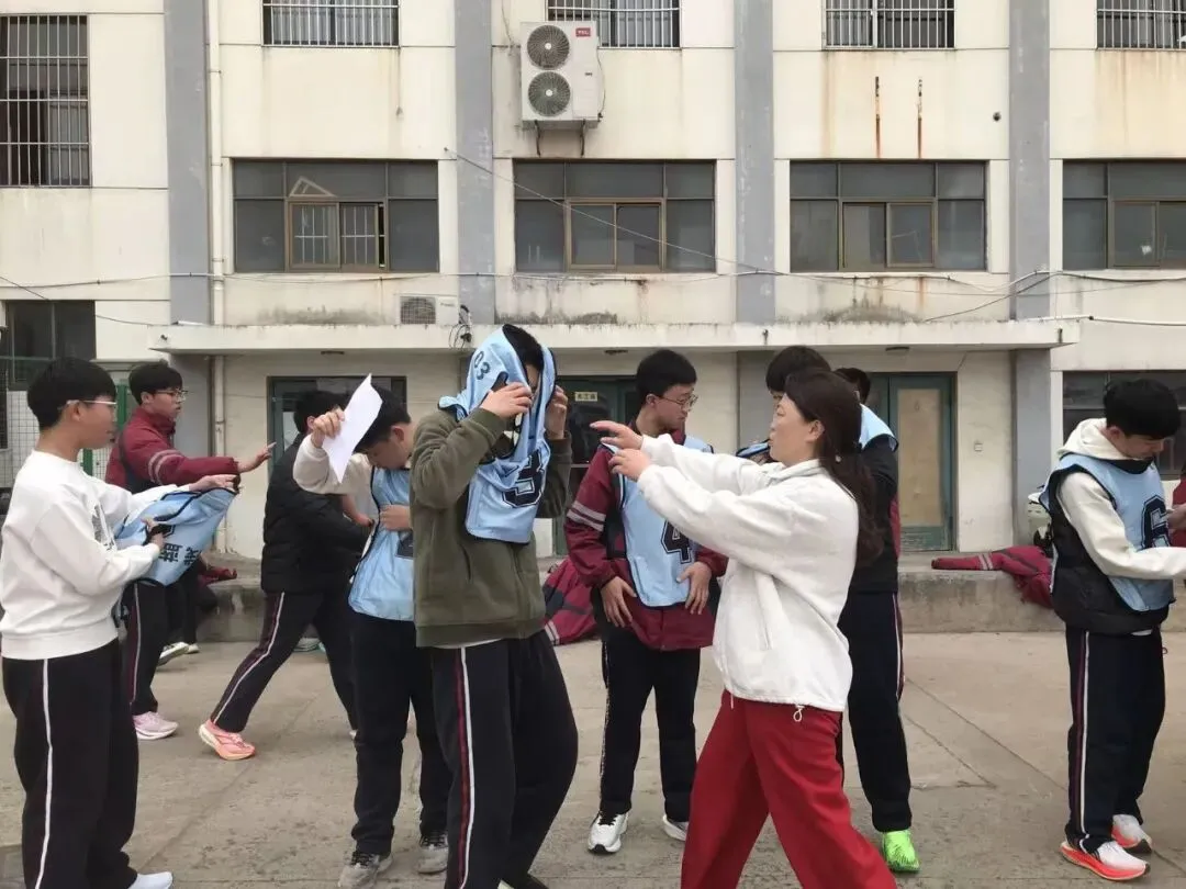 【冲刺中考】厉兵秣马战体测 文通学子展锋芒 第31张 【冲刺中考】厉兵秣马战体测 文通学子展锋芒 第31张