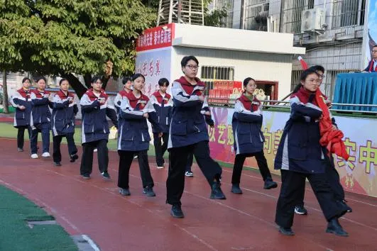 春风砺剑赴中考 表彰扬帆启新程——乐至实验中学隆重举行初2026届期末表彰暨冲刺誓师大会 第23张