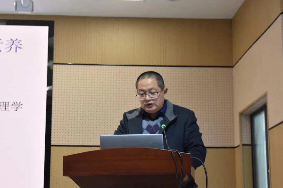 聚焦中考复习 共研备考策略 ——江都区2026届中考物理学科复习教学研讨会在空港中学圆满举行 第6张 聚焦中考复习 共研备考策略 ——江都区2026届中考物理学科复习教学研讨会在空港中学圆满举行 第6张