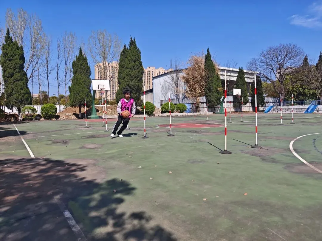 以测促练 备战中考——官庄四中九年级体育模拟考试顺利开展 第10张