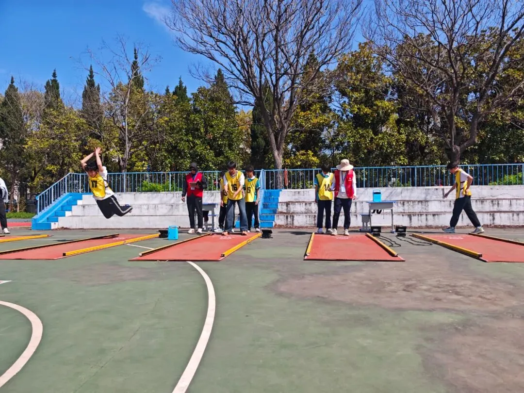 以测促练 备战中考——官庄四中九年级体育模拟考试顺利开展 第12张