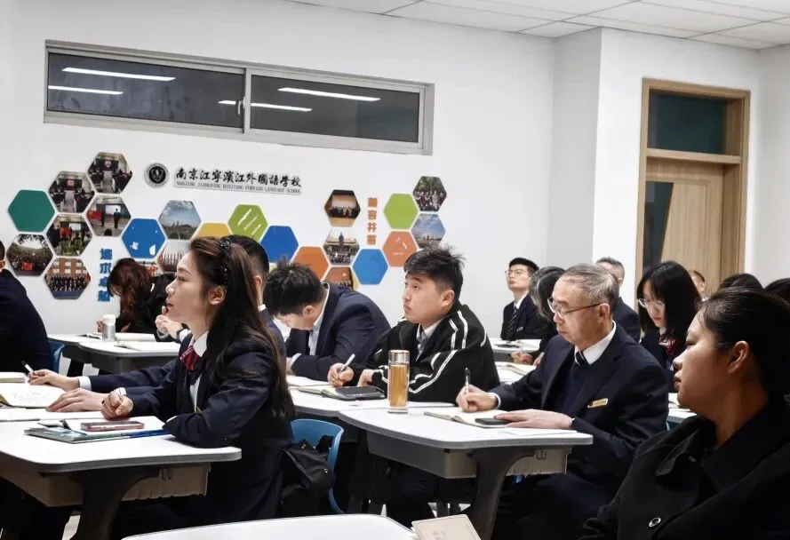 研真题破难题 ,授方法备高考 | 普高部“高考解题研讨会"圆满举行 第13张 研真题破难题 ,授方法备高考 | 普高部“高考解题研讨会"圆满举行 第13张