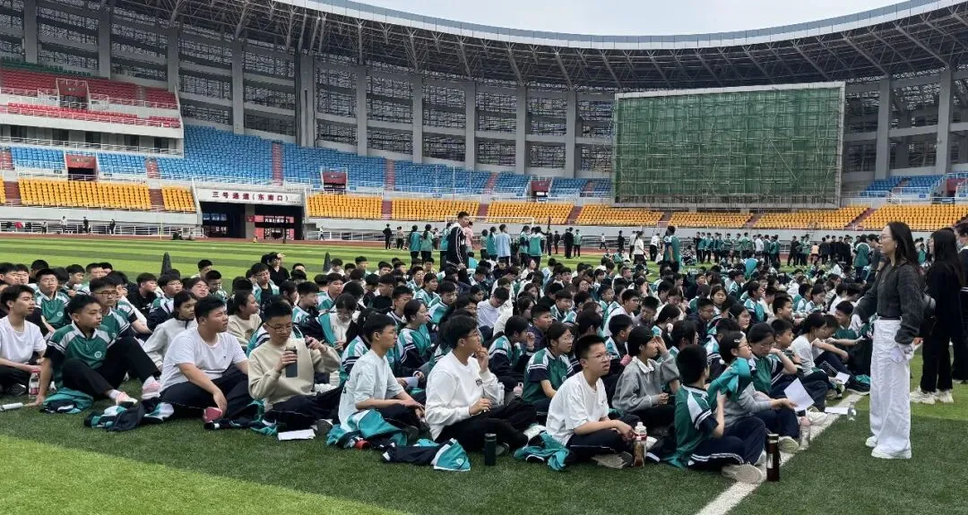 以测促练,备战中考!孟达外国语初中生体育模拟测试圆满落幕,以专业服务护航青春成长 第1张