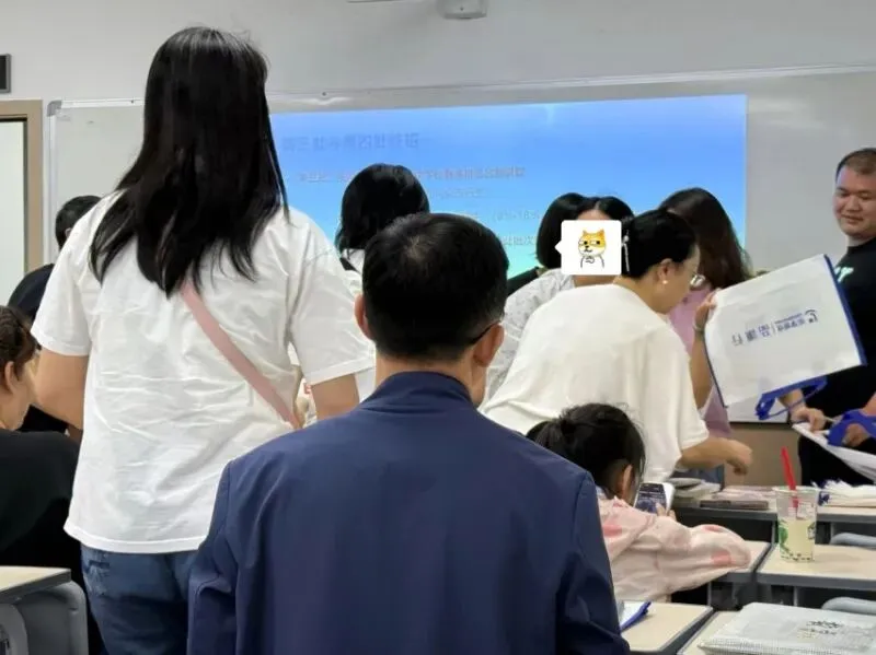 东湖场爆满,龙晖场风雨无阻!品读行中考志愿讲座及一模冲刺班即时护航 第6张