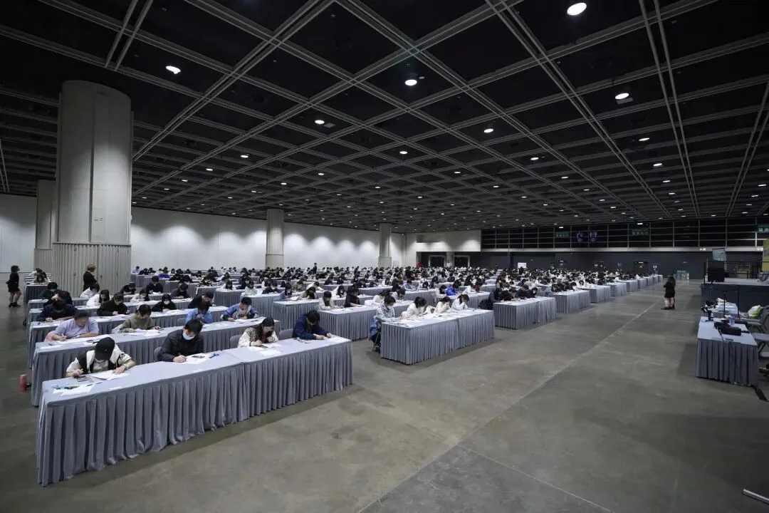 香港标准-2026 HKDSE授权全真模拟考试 第34张